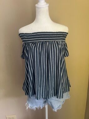 VINTAGE 90s American Eagle Outfitters Navy and White Striped Off-Shoulder Top